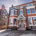 Close To Sefton Park Beautiful One Bedroomed Apartment Sleeps 4