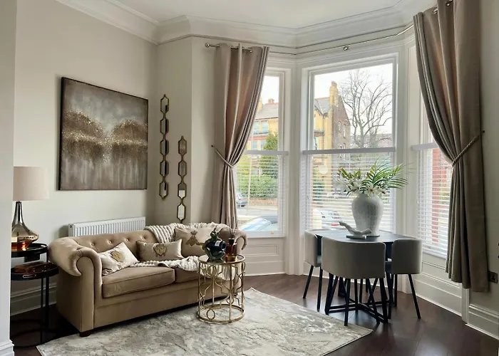 Close To Sefton Park Beautiful One Bedroomed Apartment Sleeps 4